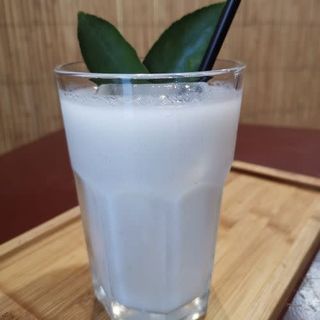 Jugo Típico De Guanábana (350 Ml.)