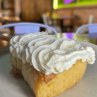 Tarta Tres Leches