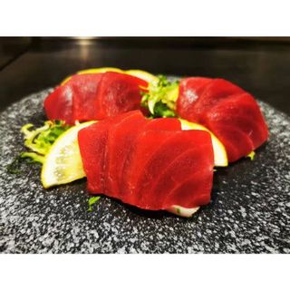 2. Sashimi De Atún Rojo (9 Pzs.)