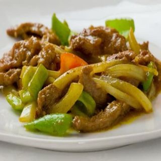 74. Ternera con salsa curry