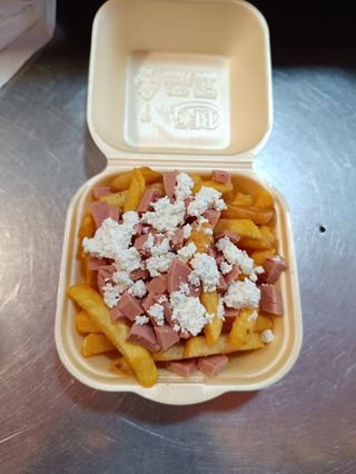 Salchipapas