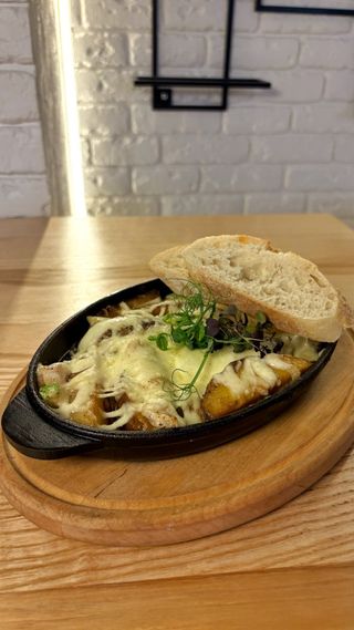 Пательня з куркою та овочами, 430 г