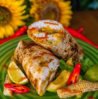 Burrito z grillowanym kurczakiem 260g