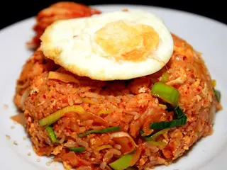 Kimchi bokumbap