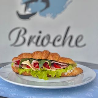 Круасан із шинкою  (260г)