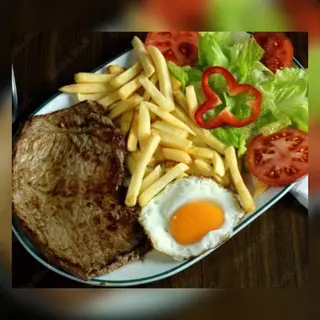 Plato De Lomo Y Huevo