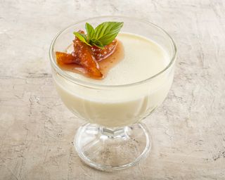 Панакота с домашно сладко (160г) 