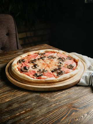 С телятиной в пикантном соусе (672г)