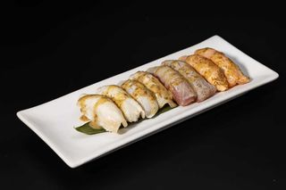 38. Nigiri fiamma mix 8 pezzi