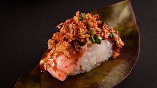 Nigiri Salmón Flameado (1 Ud.)
