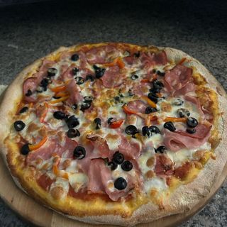 Pizza Della Casa normala