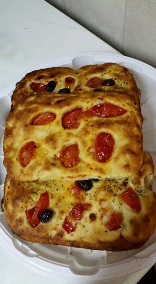 Focaccia al pomodoro