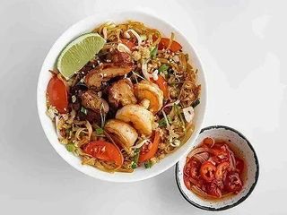Локшина рисова Пад Кі Мао з креветками та куркою (400g)