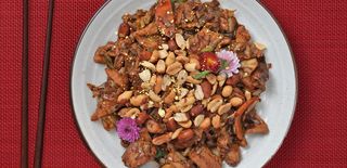 Svinjetina sa kikirikijem