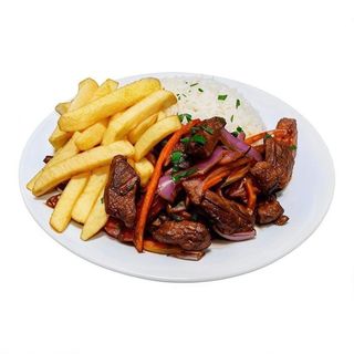 Lomo Saltado Con Arroz