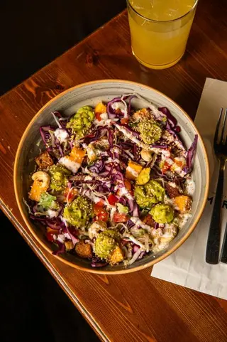 Avo & Mango Salad