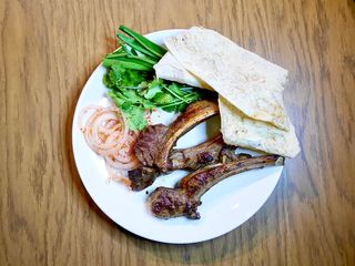 Каре барашка гриль на лаваше