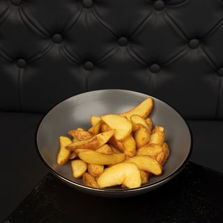 Cartofi wedges ( 200gr )
