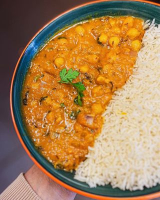 Channa masala rice bowl