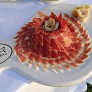 Plato Con Jamón Bellota 75 % Ibérico Guijuelo  (100 G.)