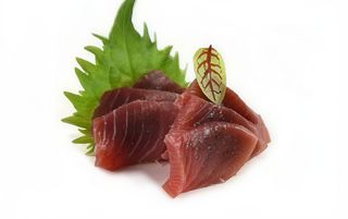 202 - Sashimi tuna
