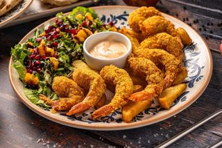 Creveti prajiti cu pesmet