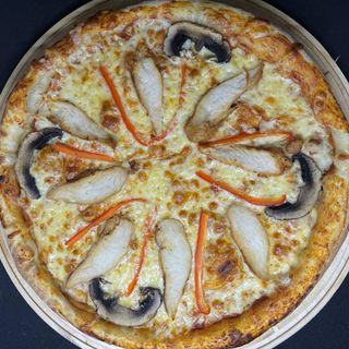 Пицца с курицей