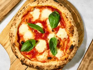 Піца Маргарита (400г)