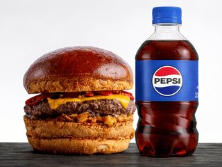 Бургер МЕНЮ Ред Хот Чилі Чіз (ФРI+ПЕПСI)