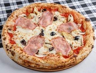 Pizza Capricciosa (33 სმ) 