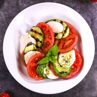 Салата Капрезе а ла РицарЯ (320г)