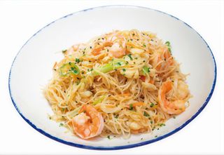 Fideos de arroz con gambas