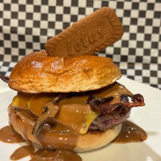 Biscuit burger 