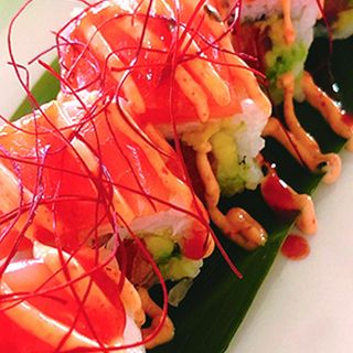 90 Uramaki shake spicy maki 8 pezzi