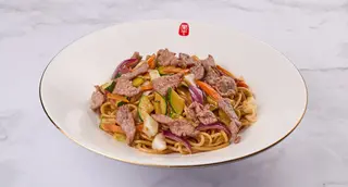 Świeżo smażony makaron(05)