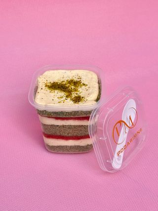 Десерт в стаканчике фисташка малина (200г)