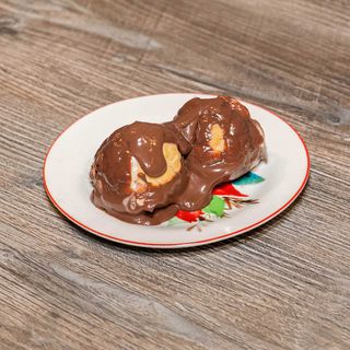 Prăjitură profiterol