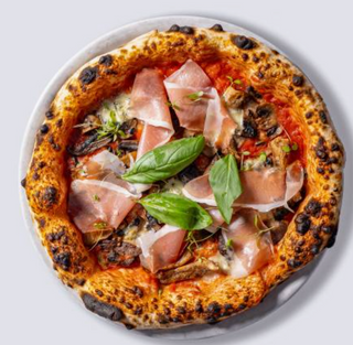 Pizza Funghi Speck