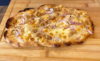 PIZZA TONNO E CIPOLLA