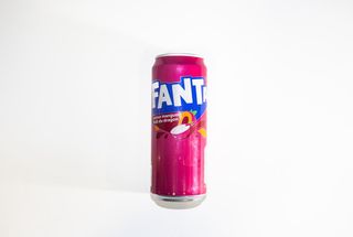 Fanta Fruta Del Dragón Y Mango (330 ml.)