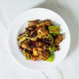 Spicy Chicken with Dry Chilli