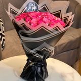 Meduim Pink plain roses