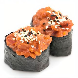 62. Gunkan spicy tuna