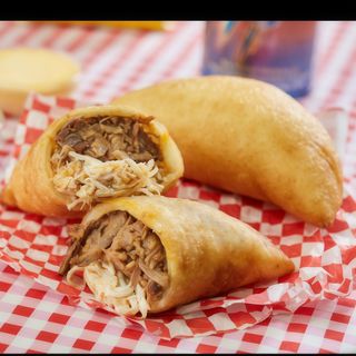 Empanada Mixta (1 Ud.)