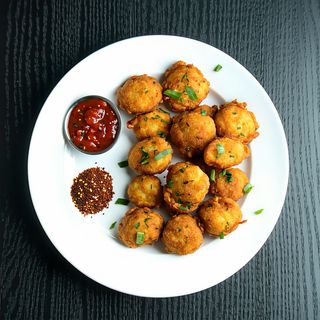 Methi Onion Pakoda