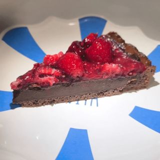 Шоколадов тарт с малини