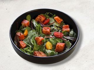 Салат з лососем (210g)