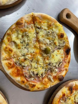 Pizza Capricciosa 23cm