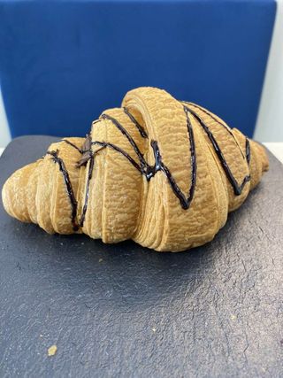 Круасан Нуттела шоколадна