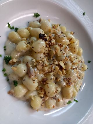 Strozzapreti con gorgonzola e noci